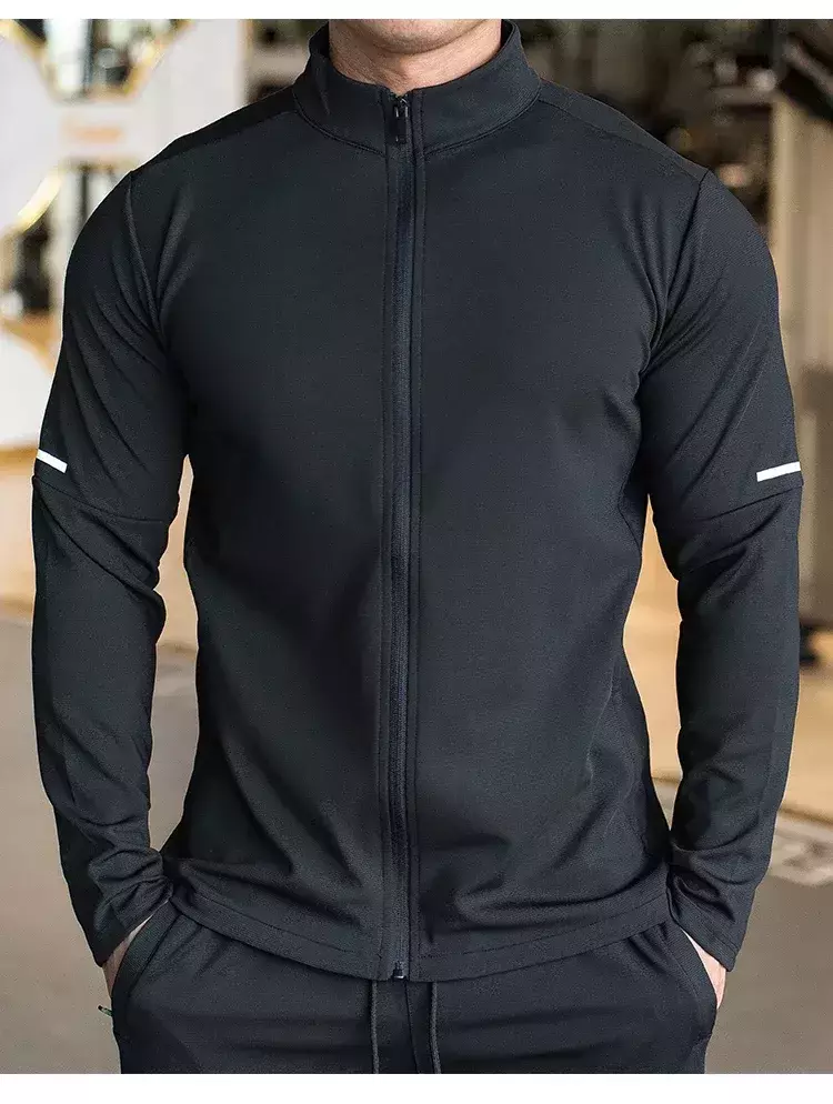 ideal para treino, corrida e fitness" associa a peça a atividades físicas relevantes para o seu público.